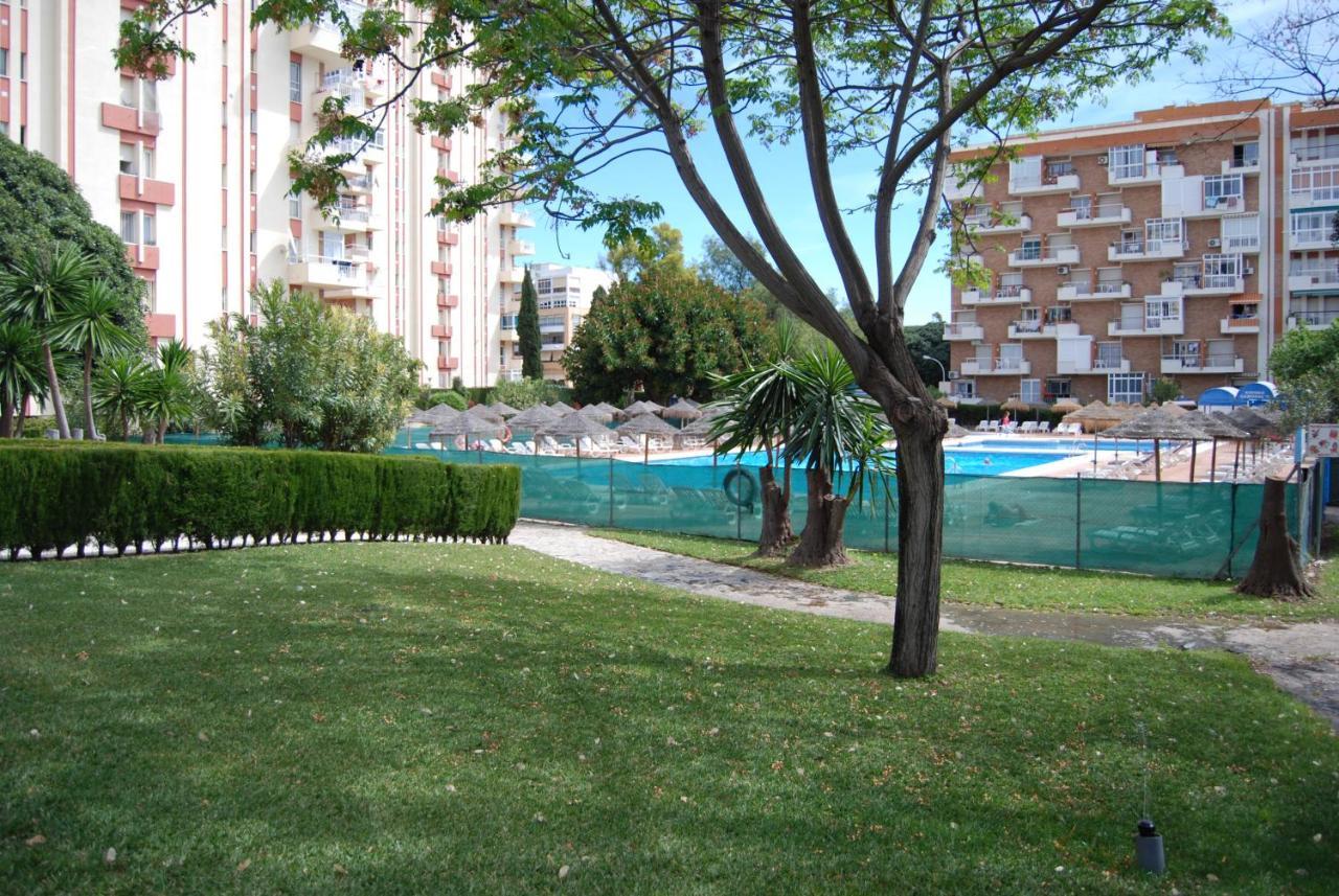 Sol Y Playa Apartment Benalmadena Luaran gambar