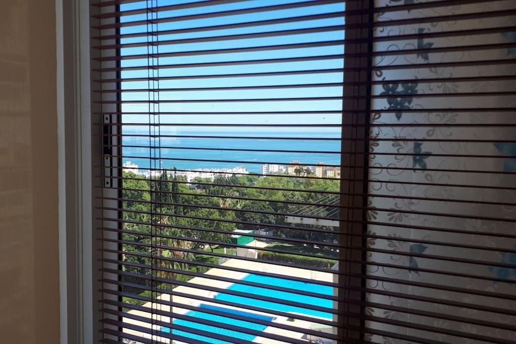 Sol Y Playa Apartment Benalmadena Luaran gambar